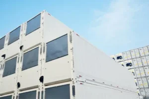 Refrigerated containers